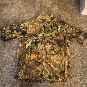 Fuzzy camo zip up jacket